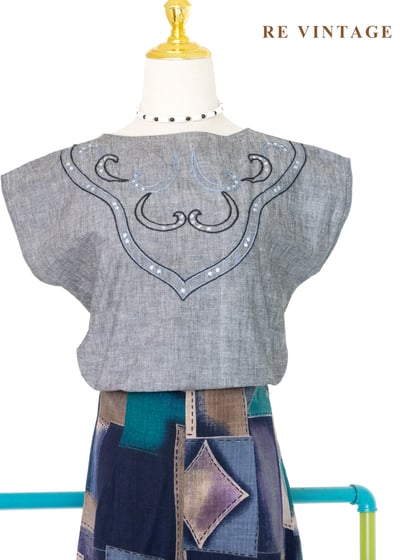 摩登西部牛仔灰底帥氣上衣1