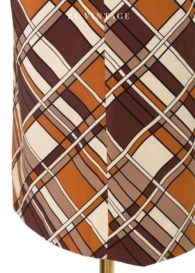 暖橘奶油白菱格紋氣質長楊裝14