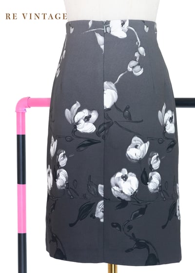 黑灰漸層水墨花短裙（28"）8