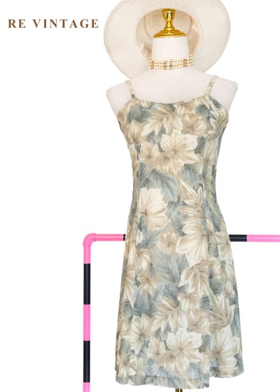 南法莊園 - 低飽和大地色花卉細肩帶洋裝1