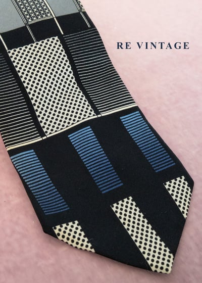 結構未來 - 垂直與水平格律領帶5