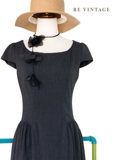 氣質單品 - 深灰色花苞綻放洋裝3