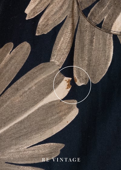 褐色大花黑底復古洋裝22