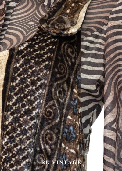 砂色秘典符號絨布吊帶長洋裝7