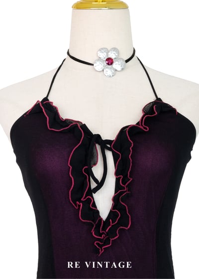 黑夜裡盛開的紫紅花繞頸長洋裝7