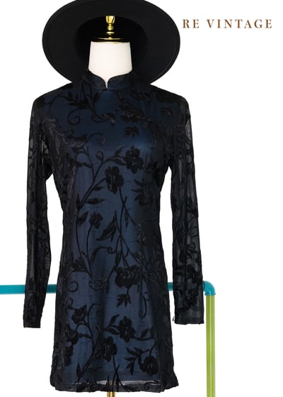 藍色黑花夢語旗袍領迷你洋裝1