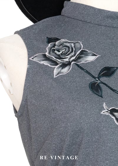 老底片玫瑰花影背心5