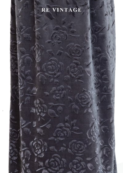 暮色中の壓印玫瑰絨布長裙（24-26"）4