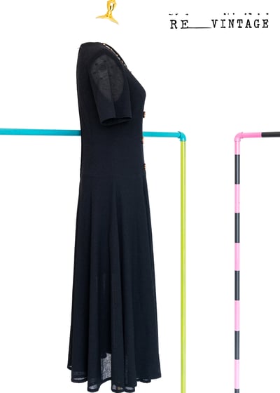 小花木釦鬆餅格布料黑色長洋裝6