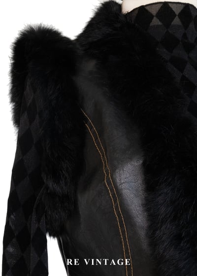 細緻壓花皮革毛毛背心5