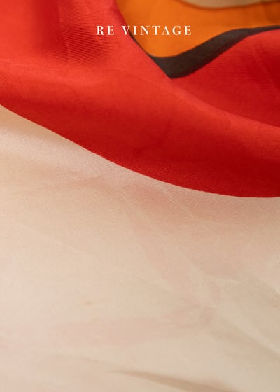 亮眼の橘色不對稱方格大絲巾9