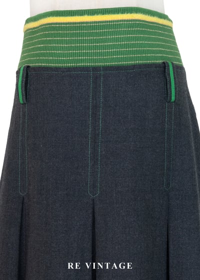 鮮綠撞色明線壓褶美裙（28"）3