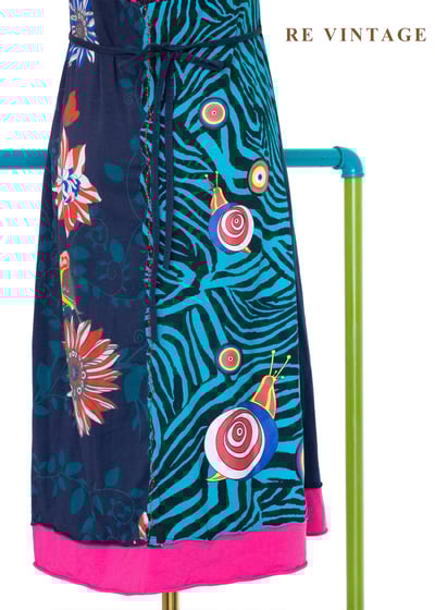 『歐洲寶貝』霓虹迴聲狂歡派對細肩帶洋裝13