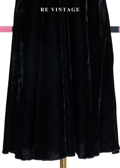 黑魔女娃娃繞頸黑絨迷你洋裝4