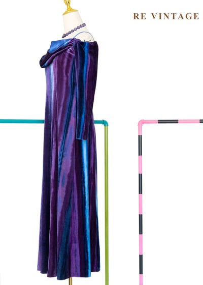 極光極限 - 迷幻漸層線條垂墜領長洋裝9