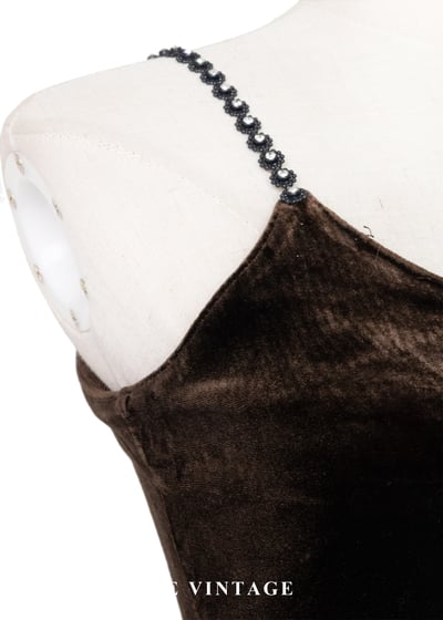 必備單品 - 小花亮鑽巧克力色絨布背心5