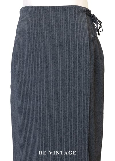 京都的雨絲步道灰條紋長裙（26"）3