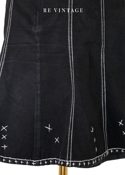 Stitch Patch 手繪趣味縫線黑色短裙（26"）8