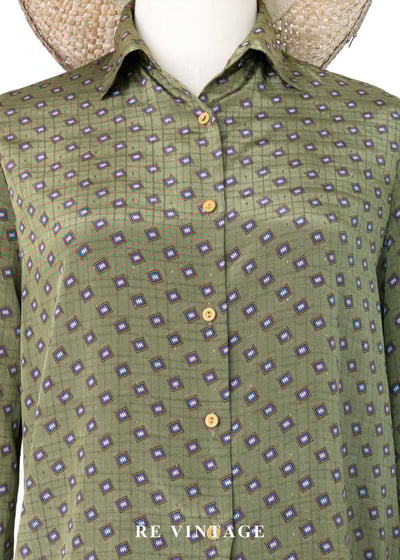 墨綠調幾何方塊輕薄襯衫3