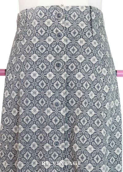 Light Gray 幾何塔羅傘狀長裙（25"）3