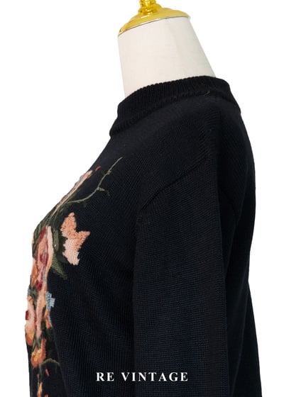 法式溫柔花束黑色針織毛衣8