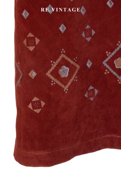 深深紅棗燈影復古長洋裝8