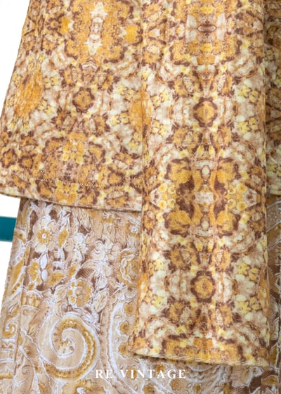 金棕柔和花磚絨布上衣10