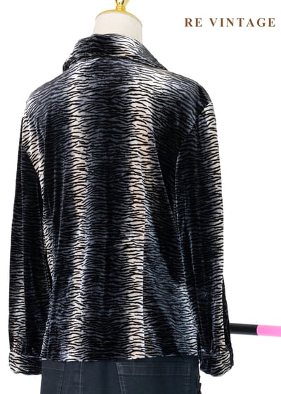 銀黑虎斑絨布長袖上衣10