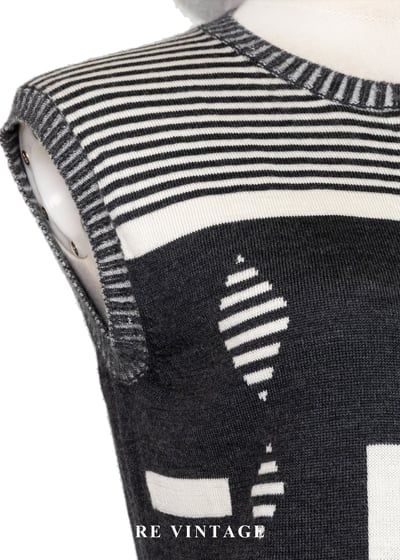 黑白間變奏曲幾合針織背心5