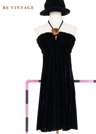 黑魔女娃娃繞頸黑絨迷你洋裝1