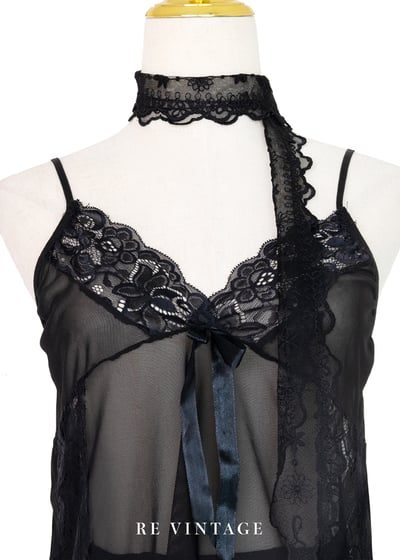 黑系蕾絲網紗透膚細肩帶背心3