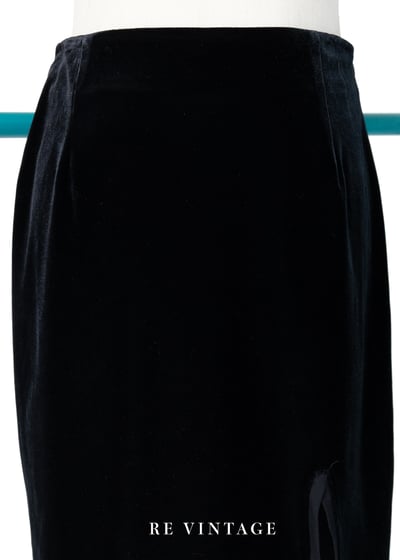 必備單品 - 黑色絨布小短裙（25"）3