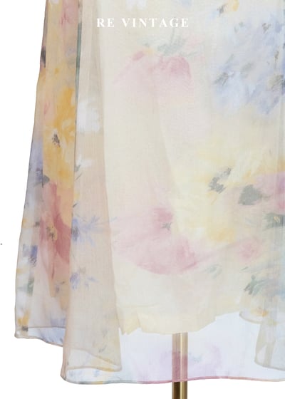 晨曦油畫 - 渲染碎花細肩帶洋裝6