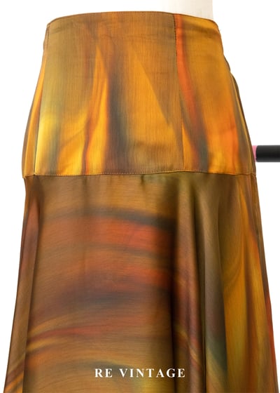 陽光下の液態金橘融光長裙（25-30"）3