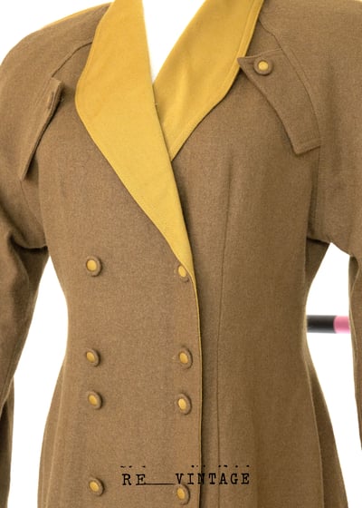 雙排扣黃綠色合身帥氣洋裝7