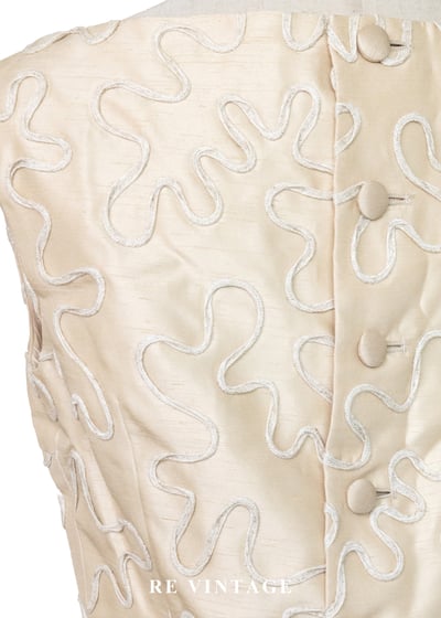 氣質單品 - 米色立體流動的詩上衣11