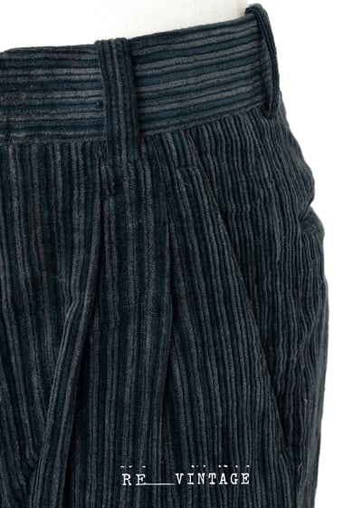 深夜藍線條燈芯絨長褲（26"）5