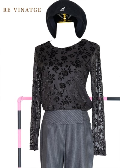 韓國製 - DKNY 黑玫瑰燒融輕薄長袖上衣1