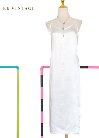 Snow White 緞面內搭長洋裝1