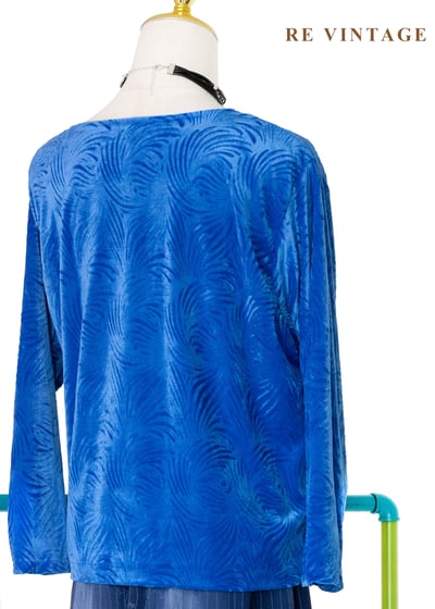 克萊因藍深海波紋絨布上衣8