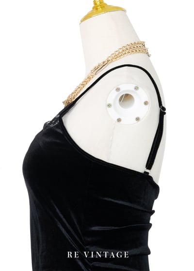 絲絨光澤蕾絲細肩帶洋裝8