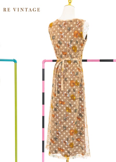 杏仁米色小花網紗洋裝12