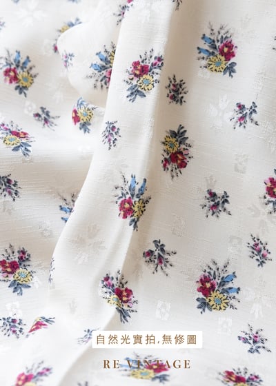 光澤香草奶白色小花高腰九分褲（27-29"）11