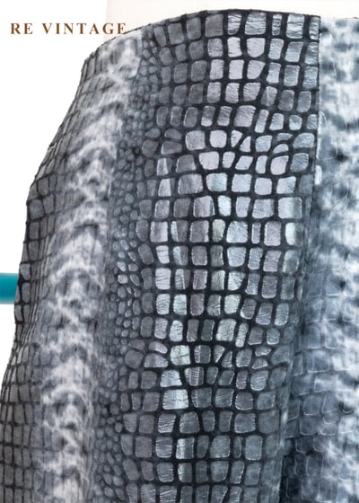 銀灰鱗紋質感冷冽高腰長褲（26-32"）5