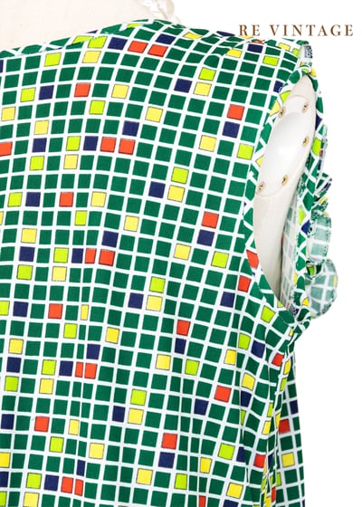 夏日跳格子荷葉裙擺洋裝12