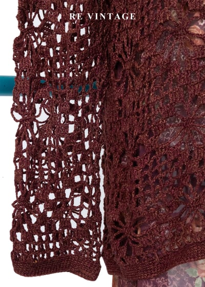 酒紅鉤花暖光透膚罩衫外套6