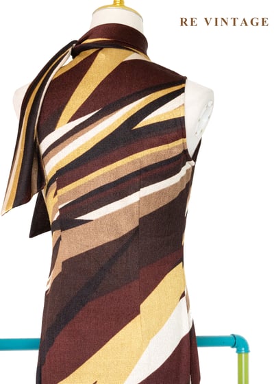 Amber Rhythm 流動線條領結洋裝14