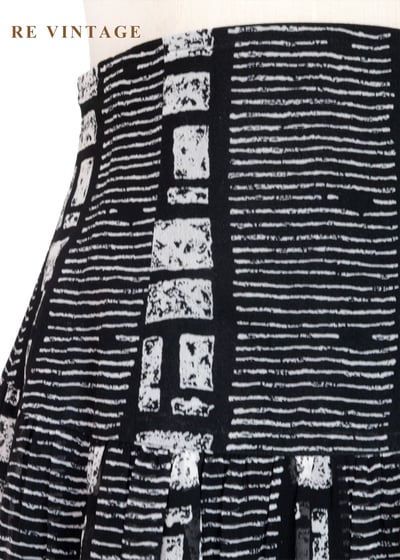 Black & White 幾何手繪筆觸高腰長裙（25"）5