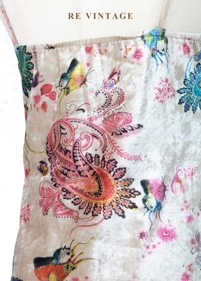 法式慵懶 - 秘境蝴蝶絨布細肩帶背心10