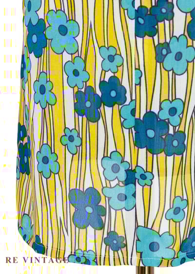 向陽藍花俏皮線條細肩帶洋裝14